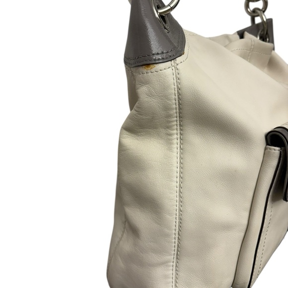 Coach Cream and Gray Shoulder Bag - Picture 6 of 9